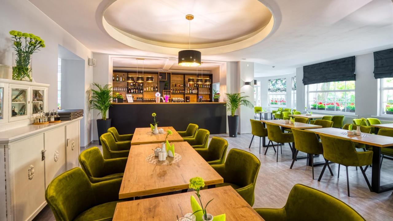 Hotel Krysztal Świeradów-Zdrój Kültér fotó