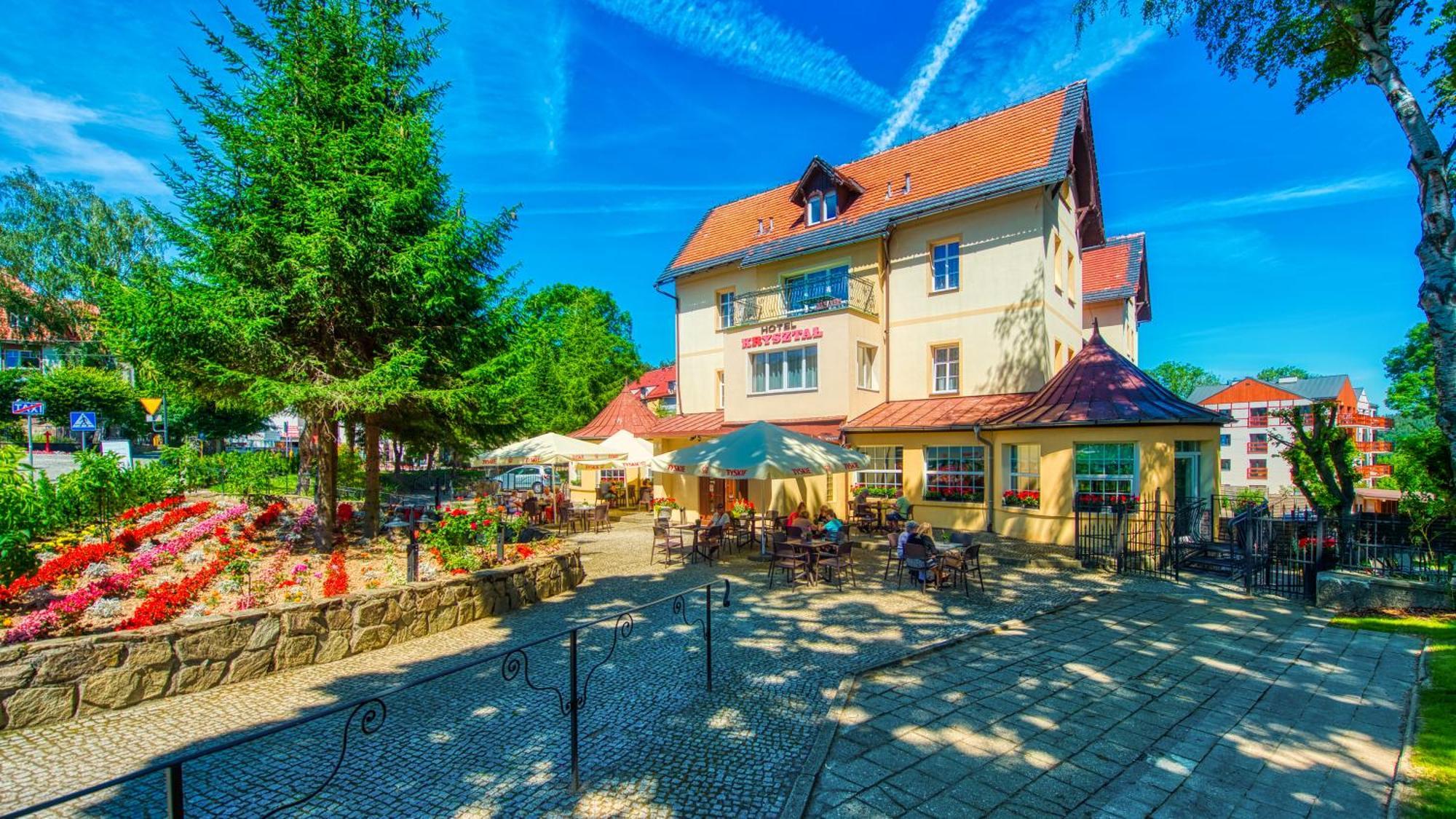 Hotel Krysztal Świeradów-Zdrój Kültér fotó