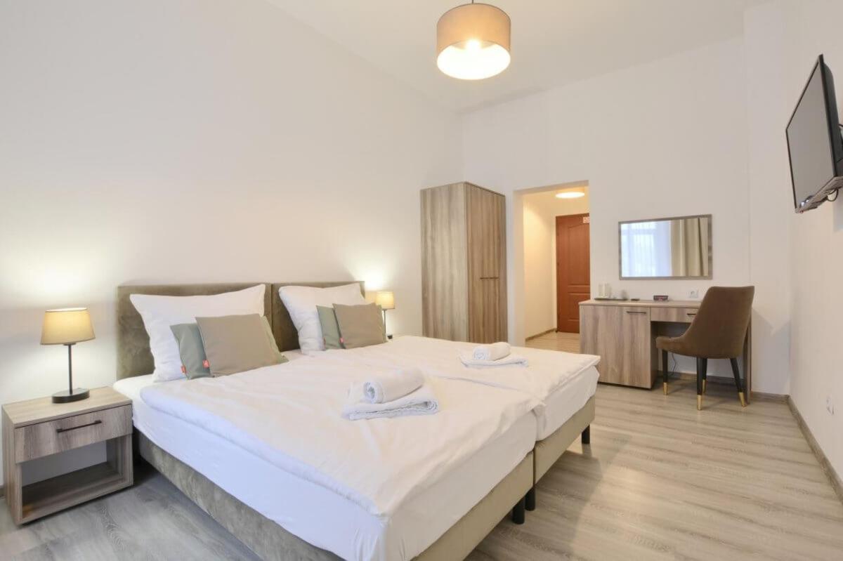 Hotel Krysztal Świeradów-Zdrój Kültér fotó